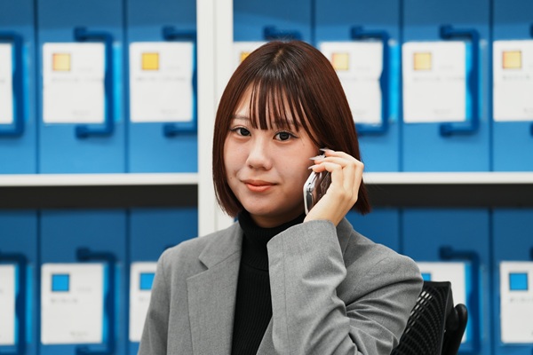 ロコバス湘南の受付スタッフ